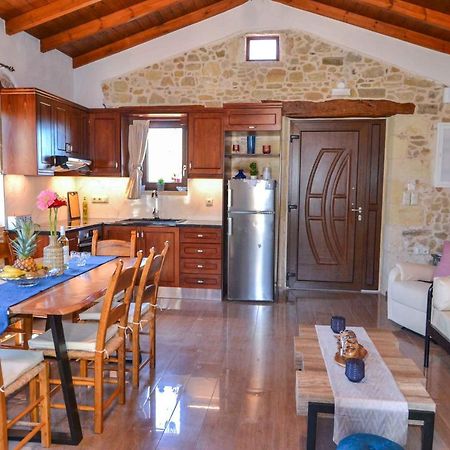 קיסאמוס Villa Anastasia Luxe With Top Wifi, Bbq & Amazing Views מראה חיצוני תמונה