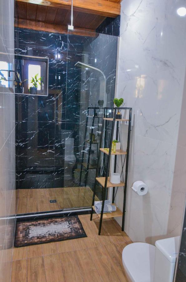קיסאמוס Villa Anastasia Luxe With Top Wifi, Bbq & Amazing Views מראה חיצוני תמונה